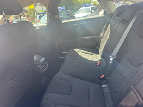 Ford Mondeo 2.0 TDCi Titanium Euro 6 (s/s) 5dr 26