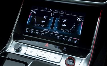 Audi RS6 Avant Carbon Black 20