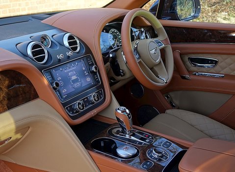 Bentley Bentayga 27