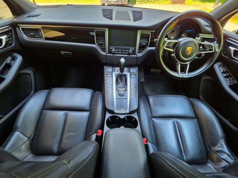 Porsche Macan 3.0 Macan S D Semi-Auto 4WD 5dr 9
