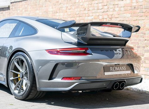 Porsche 911 GT3 (991.2) 21