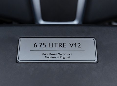 Rolls-Royce Cullinan Series II BLACK BADGE 47