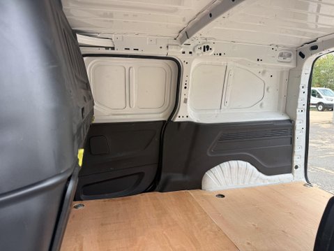 Citroen Berlingo 950 ENTERPRISE XL BLUEHDI 33
