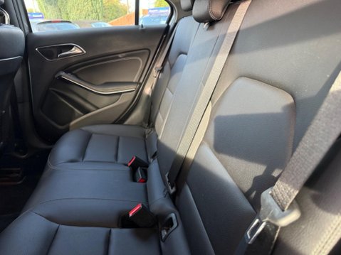 Mercedes-Benz A Class 1.6 A180 Sport (Executive) 7G-DCT Euro 6 (s/s) 5dr 19