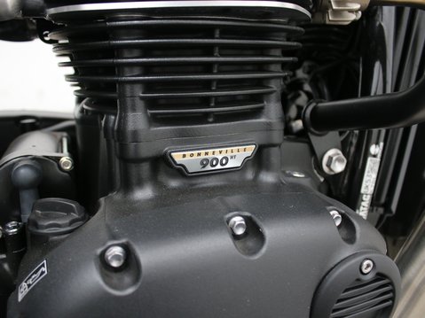 Triumph Bonneville T100 BONNEVILLE T100 32