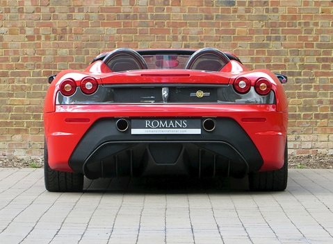 Ferrari 430 Scuderia Spider 16M 11