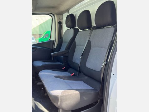 Vauxhall Vivaro 1.6 CDTi 2900 BiTurbo ecoFLEX L1 H1 Euro 5 (s/s) 5dr 38