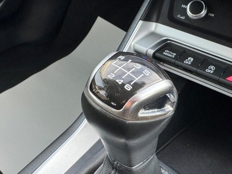 Audi Q3 1.5 TFSI CoD 35 Sport Euro 6 (s/s) 5dr 42