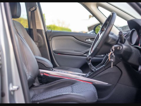 Vauxhall Zafira 2.0 Zafira Tourer SE CDTi 5dr 22
