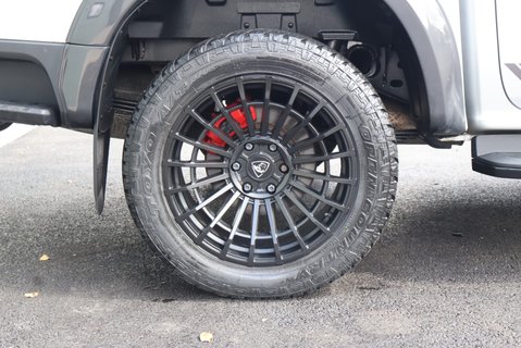 Ford Ranger WILDTRAK ECOBLUE FULLY STYLED WITH BODY COLOURED SNUG TOP 13