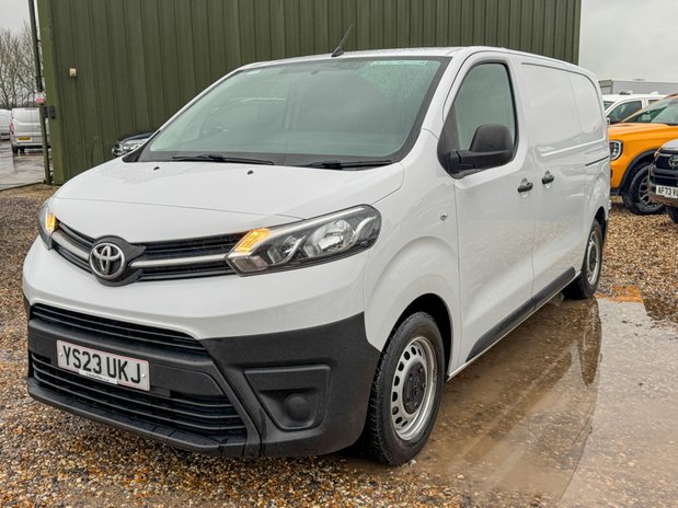 Toyota Proace SWB L1H1 [SOLD MM] Low Roof Active Air Con EURO 6 SELECT 2