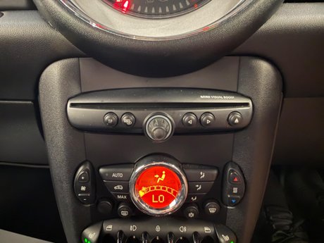 Mini Hatch 1.6 Cooper D London 2012 Euro 5 (s/s) 3dr 16