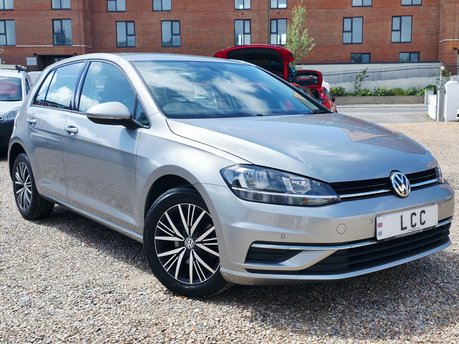 Volkswagen Golf SE NAVIGATION TDI.. AUTOMATIC… 8 SERVICES.. STUNNING EXAMPLE