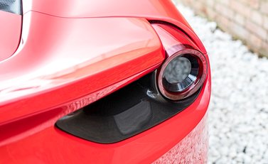 Ferrari 488 Spider 26