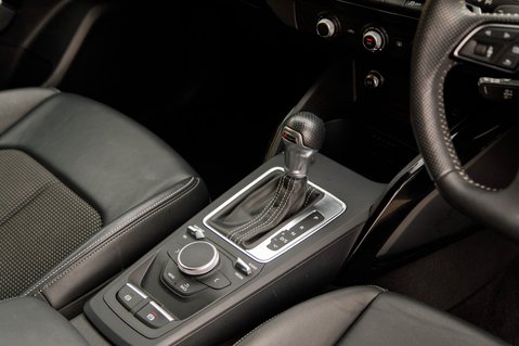 Audi Q2 TFSI S LINE BLACK EDITION 34
