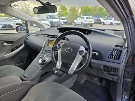 Toyota Prius 1.8 VVT-h T Spirit Hatchback 5dr Petrol Hybrid CVT Euro 5 (s/s) (136 ps) 20