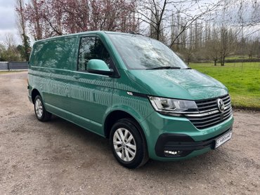 Volkswagen Transporter T28 TDI P/V HIGHLINE