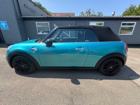 Mini Convertible COOPER 12