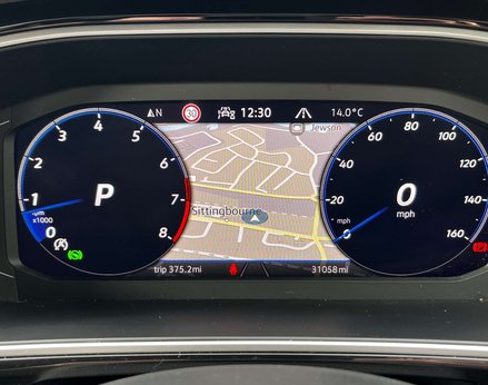 Volkswagen T-Roc 1.5 T-Roc R-Line TSI Semi-Auto 5dr 21