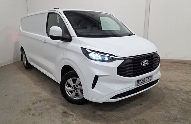 Ford Transit Custom Transit Custom 280 L2 Diesel FWD 2.0 Eco Blue 136ps H1 Van Limited Auto