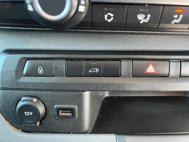 Peugeot Expert MWB L2H1 Low Roof Premium Air Con Sensors EURO 6 NO VAT 31