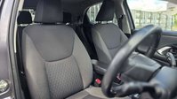 Toyota Yaris 1.5 VVT-h Design Hatchback 5dr Petrol Hybrid E-CVT Euro 6 (s/s) (116 ps) 19