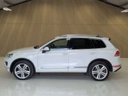 Volkswagen Touareg 3.0 Touareg V6 R-Line+ TDI BlueMotion Technology Auto 4WD 5dr 73