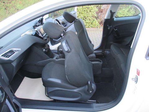 Peugeot 208 1.0 PureTech Active Euro 6 3dr 26