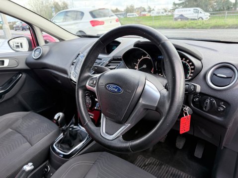 Ford Fiesta 1.0 ZETEC ECOBOOST 9