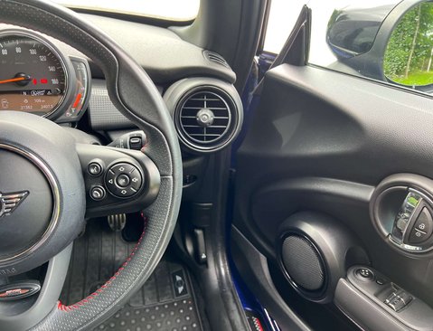 Mini Hatch 1.5 Cooper Sport 3dr 27