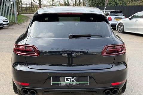 Porsche Macan GTS PDK -21 INCH ALLOYS -ELECTRIC TOWBAR -BOSE -SPORTS CHRONO -PDLS PLUS 9