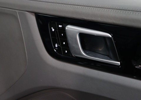 Porsche Cayenne 2.9 Cayenne V6 S Auto 4WD 5dr 37