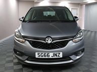 Vauxhall Zafira SRI 2