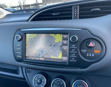 Toyota Yaris 1.5 Yaris Icon Tech VVT-i 5dr 29