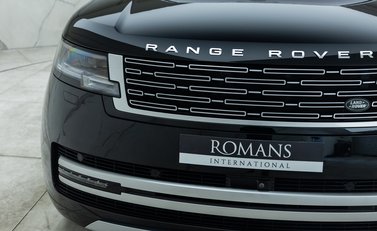 Land Rover Range Rover D350 AUTOBIOGRAPHY LWB 7 Seater 32