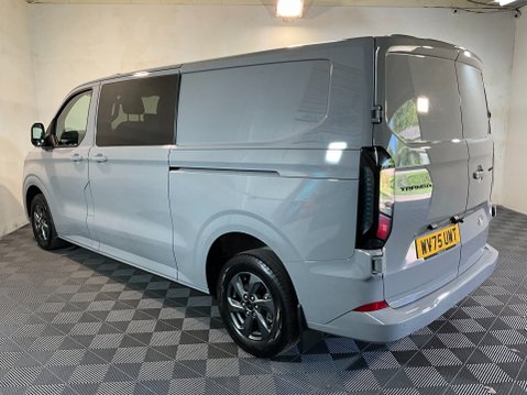 Ford Transit Custom 2.0 320 EcoBlue Limited Crew Van Auto L2 H1 Euro 6 (s/s) 5dr 5
