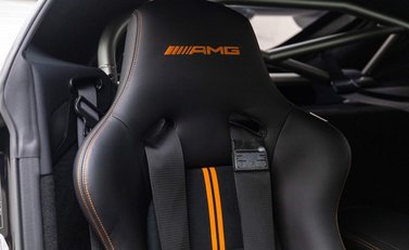 Mercedes-Benz Amg GT BLACK SERIES 7