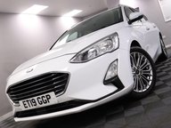 Ford Focus TITANIUM X 32