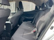 Toyota Yaris ICON FHEV 9