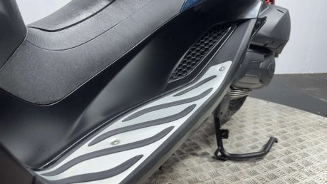 Piaggio MP3 HPE SPORT 2022 3 WHEELER TRIKE SCOOTER MOT WARRANTY 300CC 29