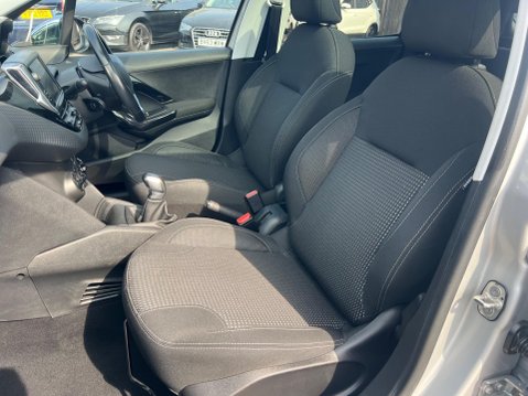 Peugeot 208 1.2 PureTech Allure Premium Euro 6 5dr 30