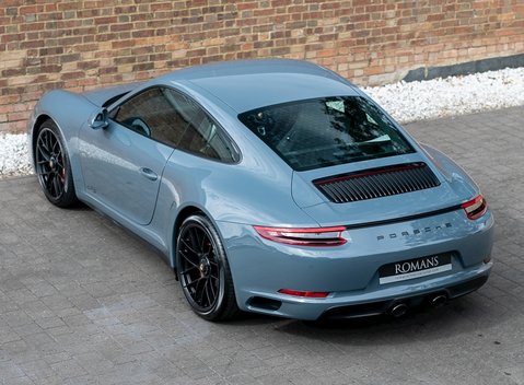 Porsche 911 (991.2) Carrera GTS 7