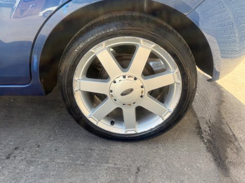 Ford Fiesta 1.4 Zetec Blue Edition 5dr 18