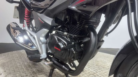 Honda CB GLR 125 2019 ONLY 10K NEW MOTSERVICED 125CC LEARNER BIKE CBF125 29