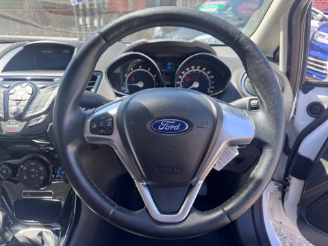 Ford Fiesta ZETEC 11