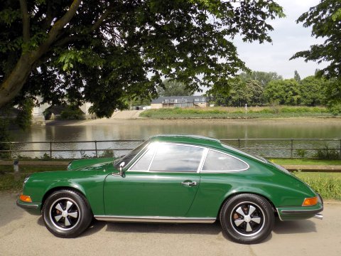 Porsche 911 T 2.2 LWB - LHD COUPE 89