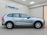 Volvo XC60 2.0 D4 Momentum SUV 5dr Diesel Auto AWD Euro 6 (s/s) (190 ps) 3