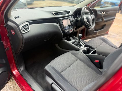 Nissan Qashqai 1.2 DIG-T n-tec SUV 5dr Petrol Manual 2WD Euro 6 26