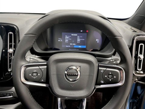 Volvo C40 Recharge 69kWh Plus SUV 5dr Electric Auto (231 ps) 13