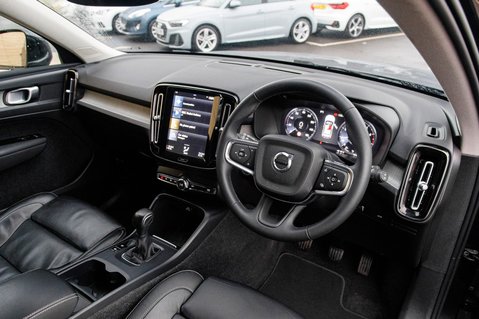 Volvo XC40 T3 INSCRIPTION 4